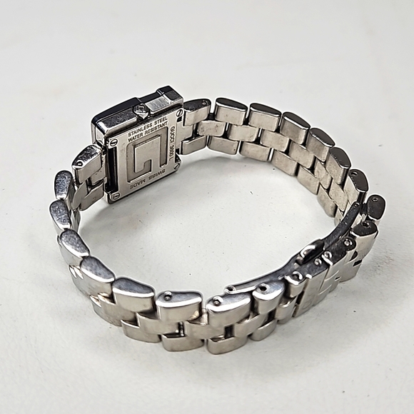 Authentic Gucci "G" 3600L Ladies 29mm Watch - Picture 6 of 13